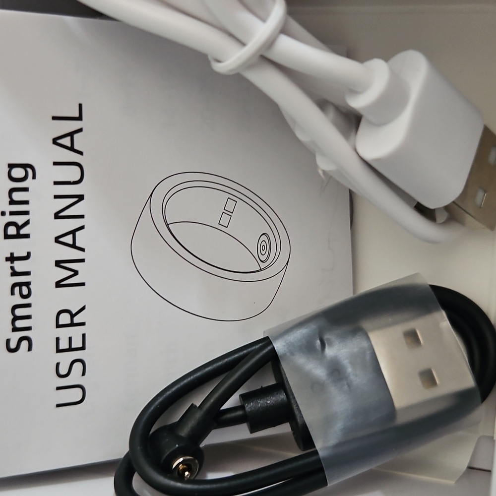 Smart Ring and Charging Set with USB Cables - Picture 2 of 8